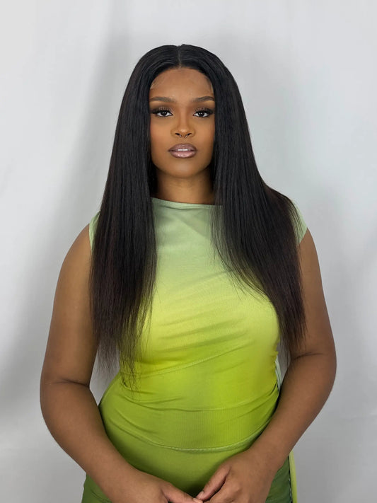 BELLE · Kinky Straight · HD Lace · Glueless · Densidad 180% · 250 gramos