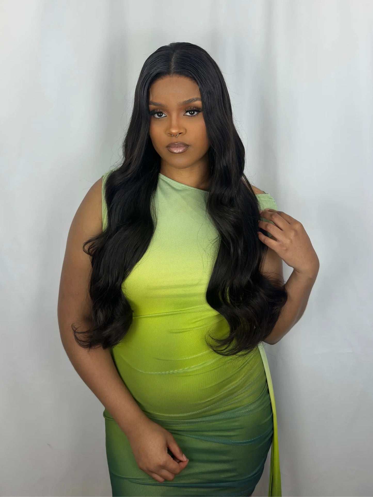 ROSALIE · Ondulado · HD Lace · Glueless · Densidad 180% · 350 gramos