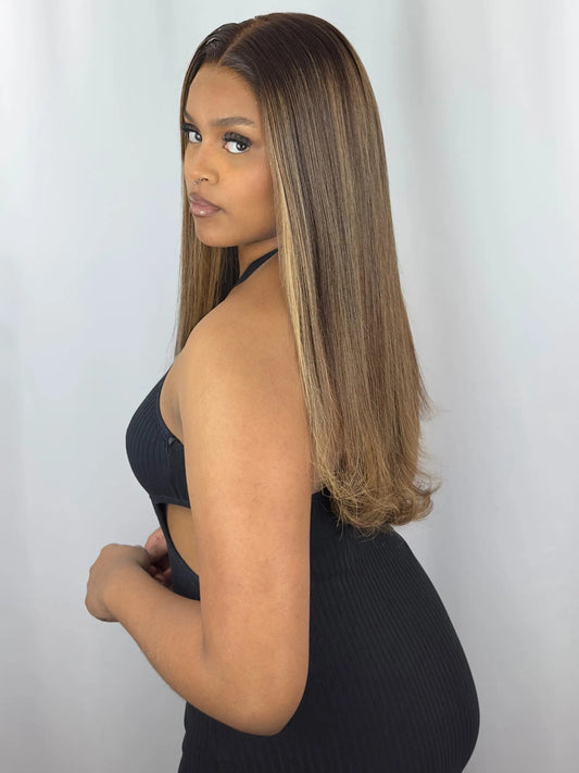 CÉLINE · Liso · 5x5 HD Lace · Glueless · Densidad 180%